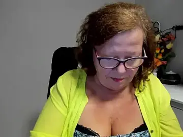 Stripchat Live Sex Cam of Adelewildx