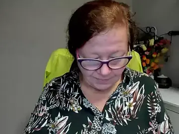 Stripchat Live Sex Cam of Adelewildx