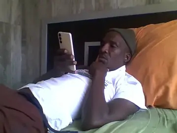 Stripchat Free Porn Cam of longdickson12345