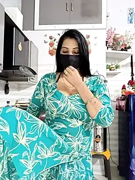 Stripchat Nude Webcam of Kaur_Simran_01