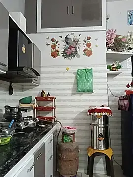 Stripchat Live Sex Cam of Kaur_Simran_01