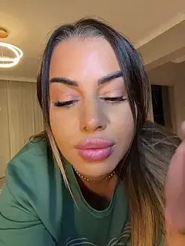 Stripchat Watch Live Sex Cams of KirstieVegas