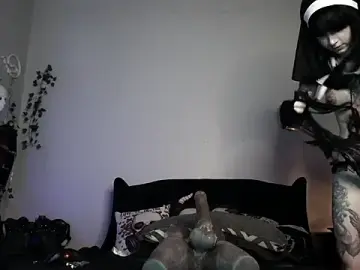 Stripchat Live Porn of Ivey_Strigoi