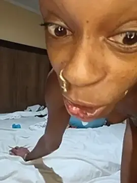 Stripchat Nude Webcam of Jasmine_FullsShine
