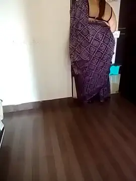 Stripchat Live Porn of Ravina_patil1