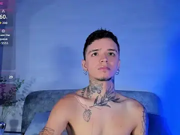 Stripchat Best live sex cam show of Ian_Castillo_