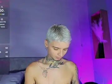 Stripchat Watch Live Sex Cams of Ian_Castillo_