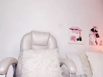 Stripchat Free Live Porn of ReynaLuxe