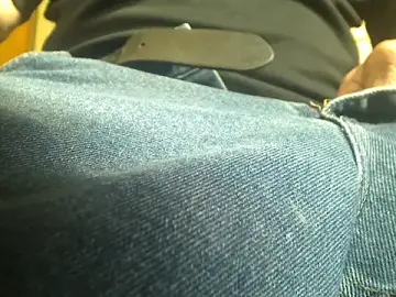 Stripchat Free Live Porn of markluvskitty