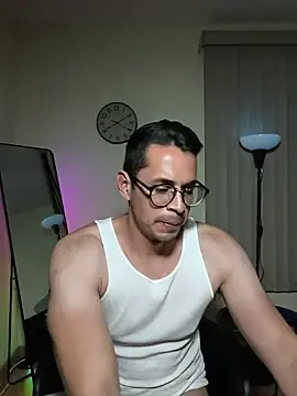 Stripchat Free Porn Cam of towers_j