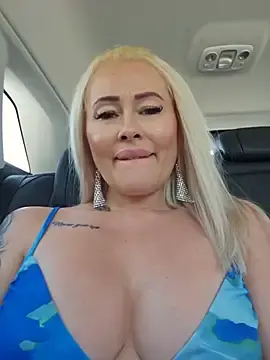 Stripchat Adult Webcam of MILFBARBY
