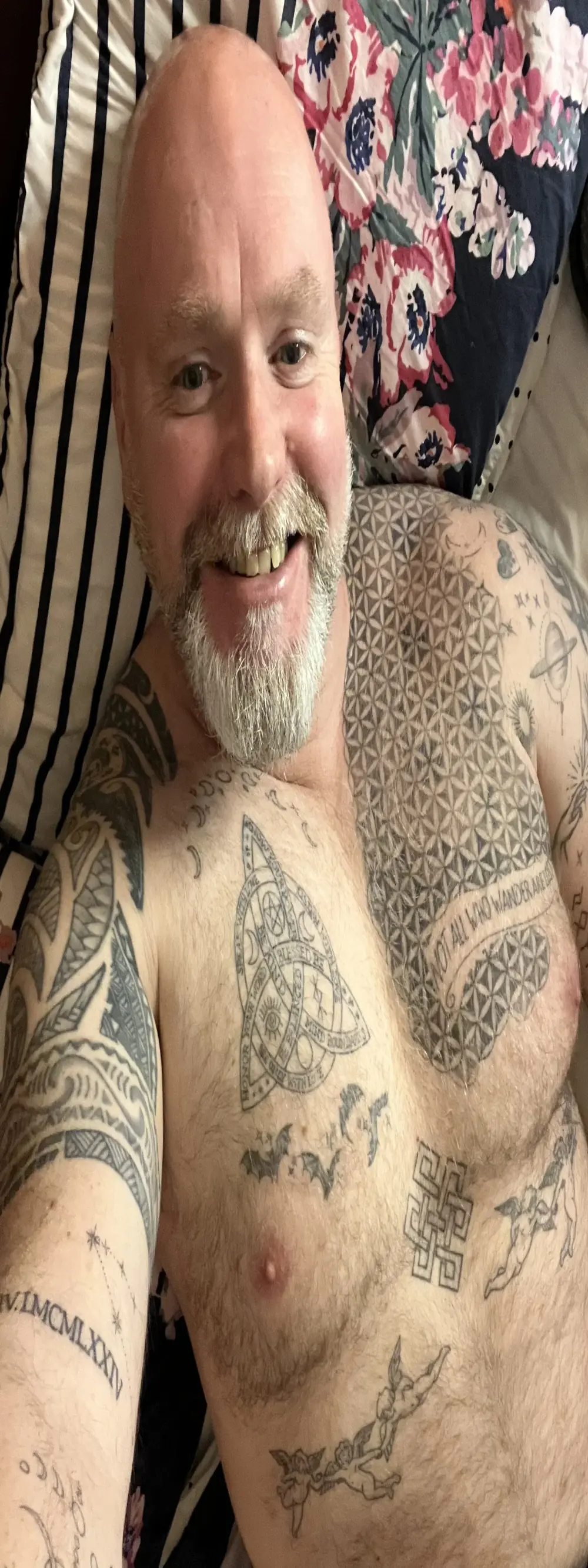 Tattooed_Dilf_01