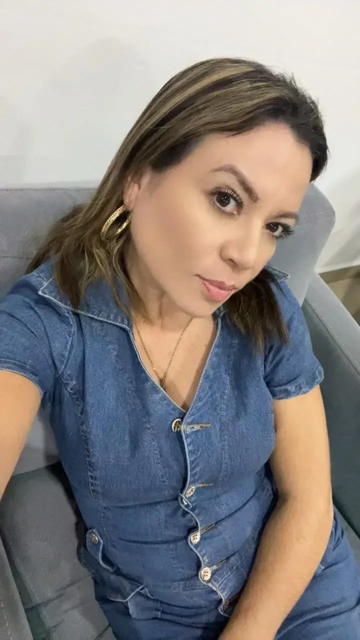 Scarlett_Noil