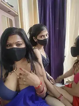 Stripchat Live Sex Cam of cutee__crazy