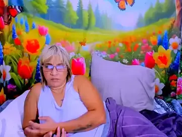 Stripchat Sex Cam of indianroxy