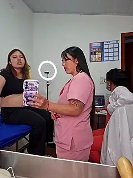 Stripchat Live Sex Cam of JustSamantha_