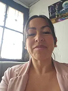 Stripchat Watch Live Sex Cams of JustSamantha_