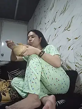 Stripchat Nude Webcam of Sexy_Juliah