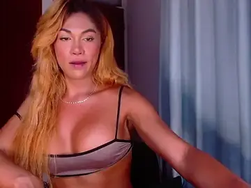 Stripchat Free Porn Cam of TastyTrap_18