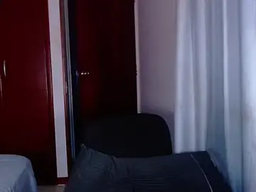 Stripchat Free Porn Cam of TastyTrap_18