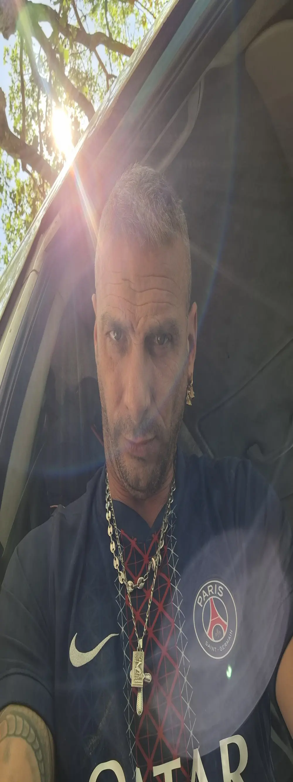 benouz93270