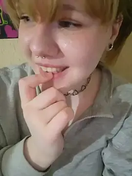 Stripchat Live Sex of wehavepussies_xoxo