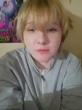 Stripchat Sex Cam of wehavepussies_xoxo