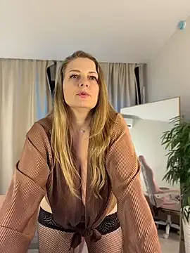 Stripchat Best live sex cam show of -Solar-Jane-