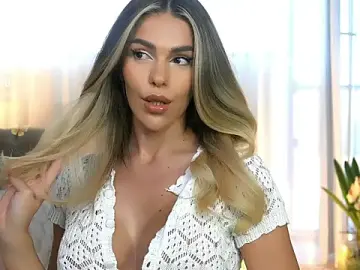 Stripchat Live Porn of ChloeVelvetx