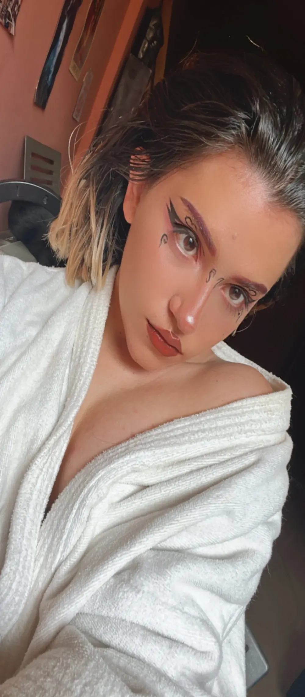 NikkiNix