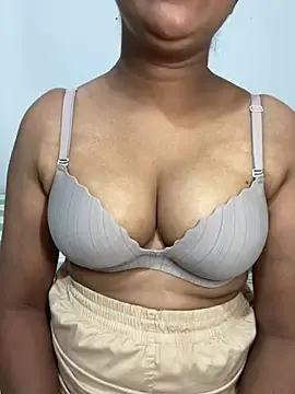 Stripchat Free Porn Cam of J-hens90