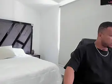 Stripchat Best live sex cam show of AnnieAndStefan