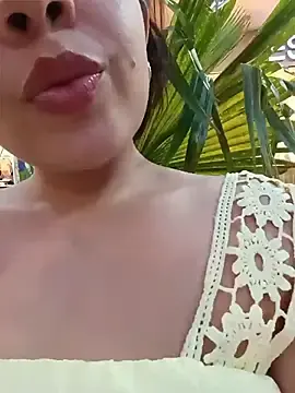 Stripchat Watch Live Sex Cams of Julieth_hot-69