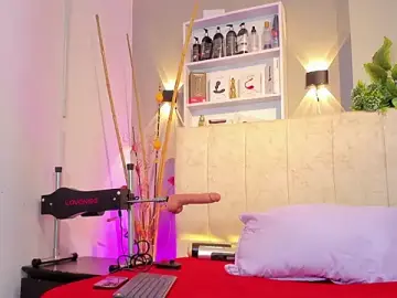 Stripchat Free Porn Cam of _taylor_black