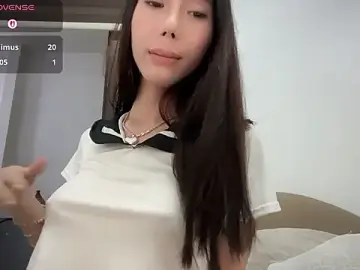 Stripchat Free Porn Cam of bajejek01