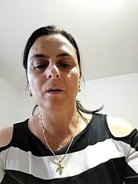 Stripchat Free Live Porn of IsabelleCraft