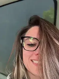 Stripchat Sex Cam of LadyLena1