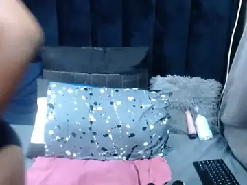 Stripchat Live Porn of THICKBARBIE32