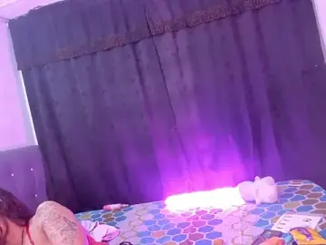 Stripchat Live Sex Cam of Caeli_Thalyana