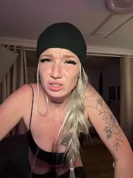 Stripchat Free Porn Cam of LizaRoxx