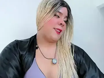 Stripchat Live Porn of cristall_hott