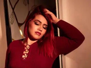 Xlovecam Free Live Porn of DannaScully