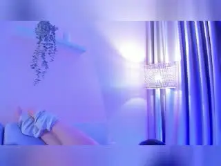 Xlovecam Free Live Porn of EmmaBeaumont