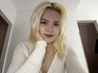 Xlovecam Private Sex Chat of SweetLilyy