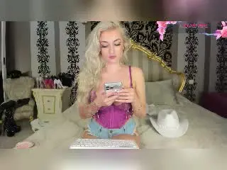 Xlovecam Best live sex cam show of MademoiselleBella