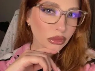 Xlovecam Adult Video Chat of MiraVolt