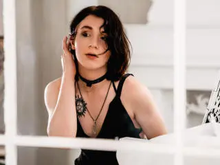Xlovecam Watch Live Sex Cams of ReginaMay