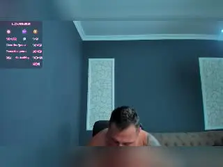 Xlovecam Live Porn of BrianHott