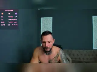 Xlovecam Private Sex Chat of BrianHott
