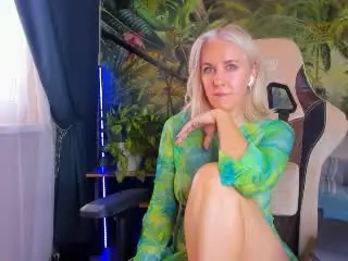 Xlovecam Watch Live Sex Cams of Misstyk